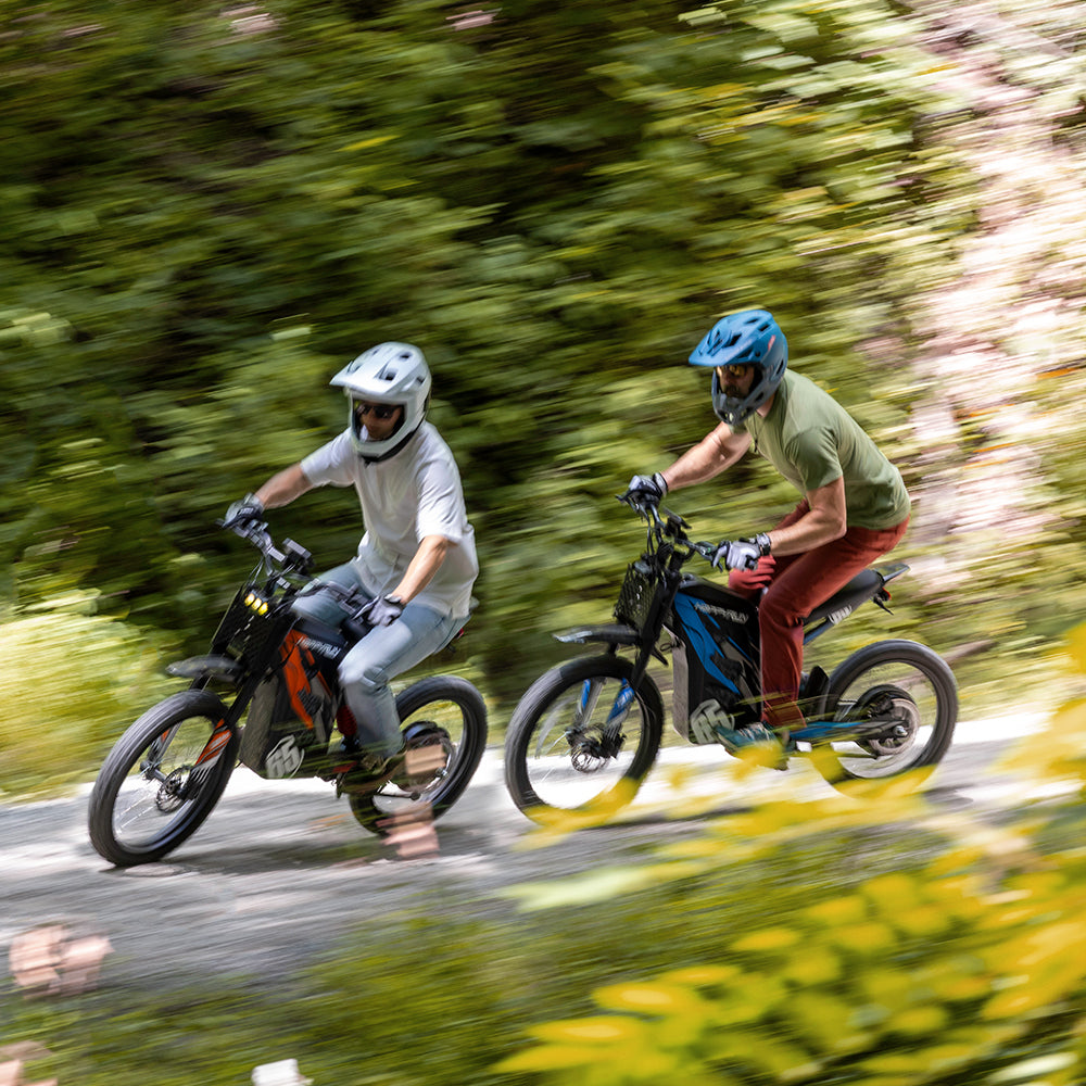 HappyRun G300 Pro 3000W (6500W Peak) Electric Dirt Bike, wheel and suspension detail