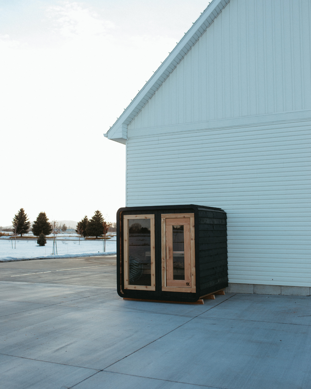 The Sweat Cabin (4 Person) - Blackout Edition